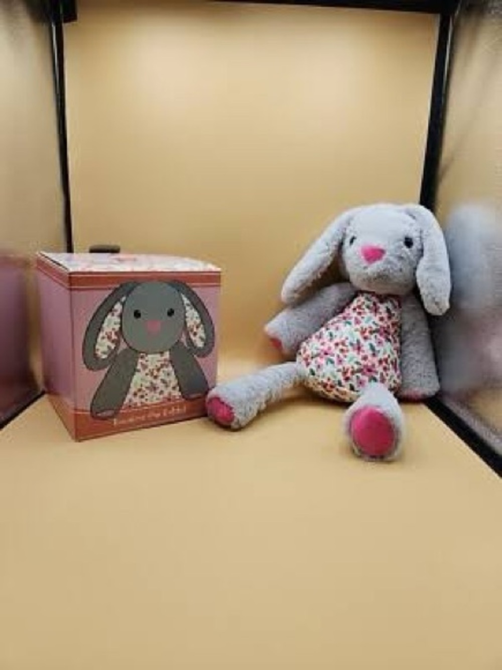NEW IN BOX Rosalina the Rabbit Scentsy Buddy with Floral Body